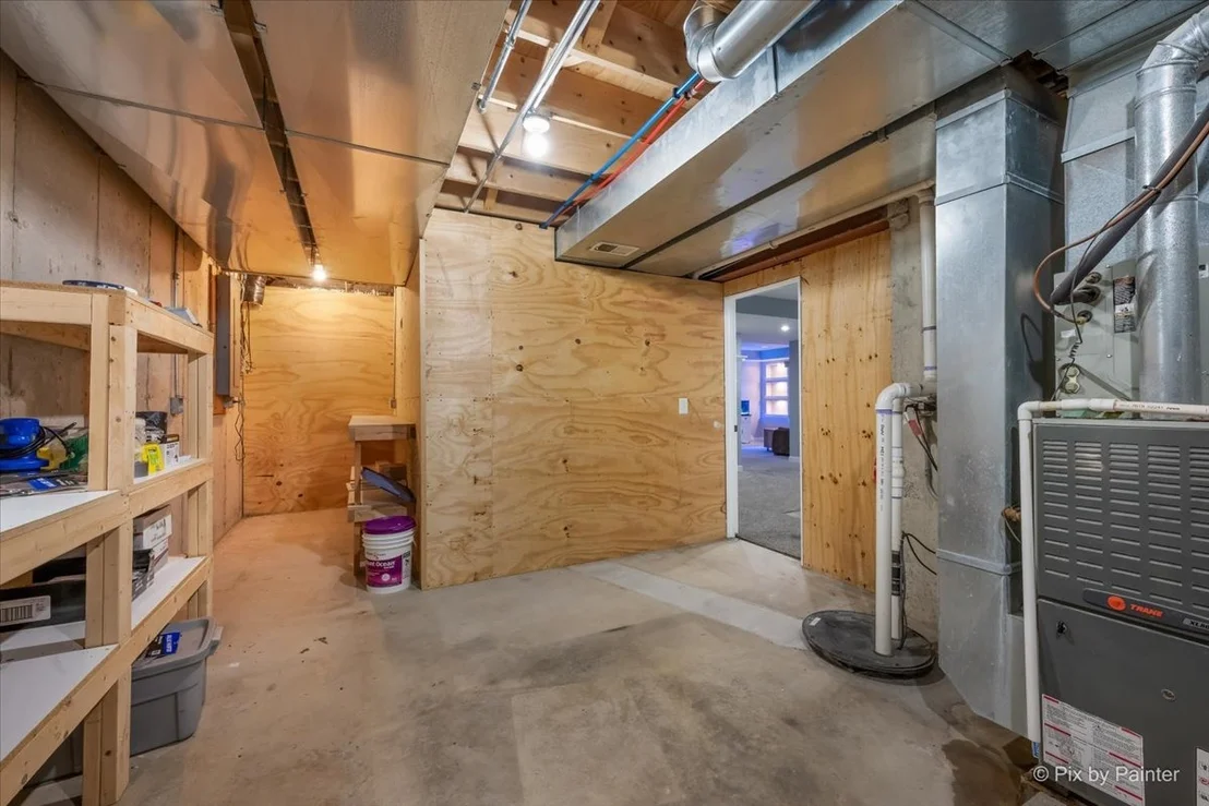 Photo of 810 Woodridge Trail