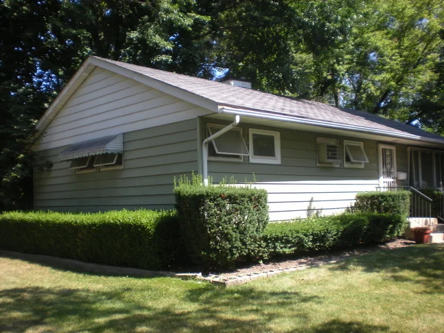 Photo of 2323 Greenleaf Street