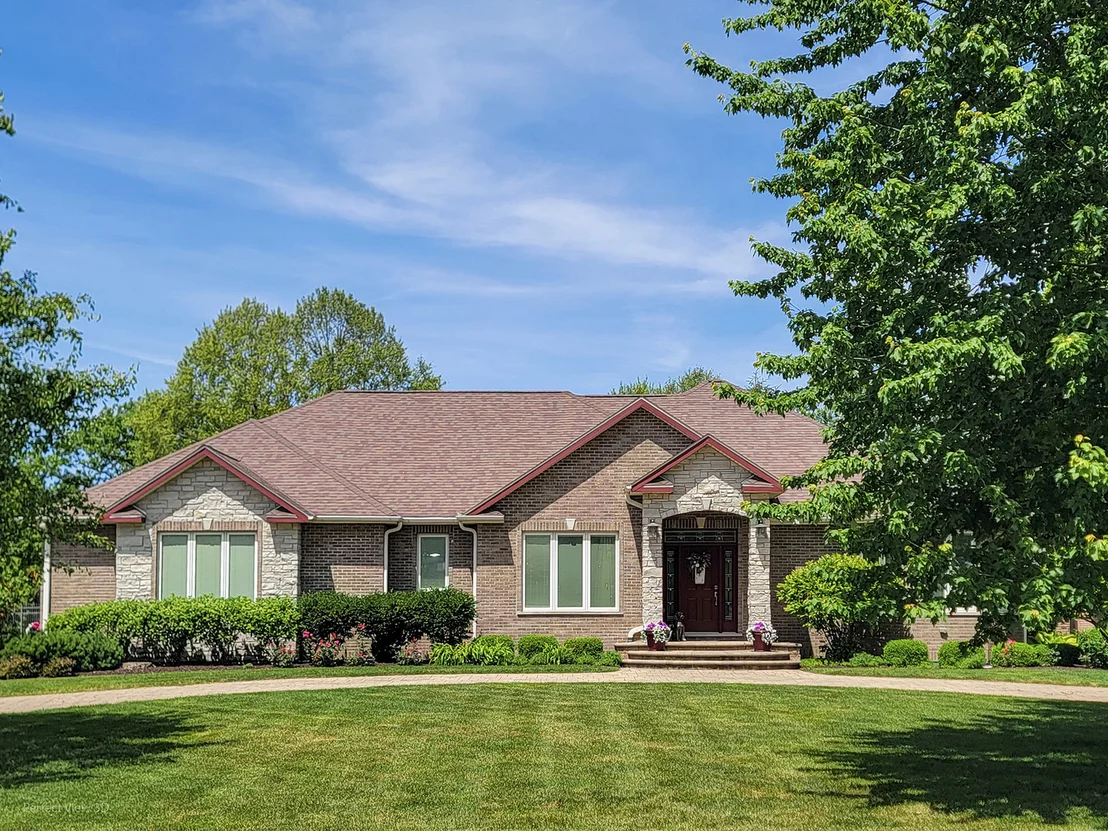 Photo of 5805 N Barrington Road