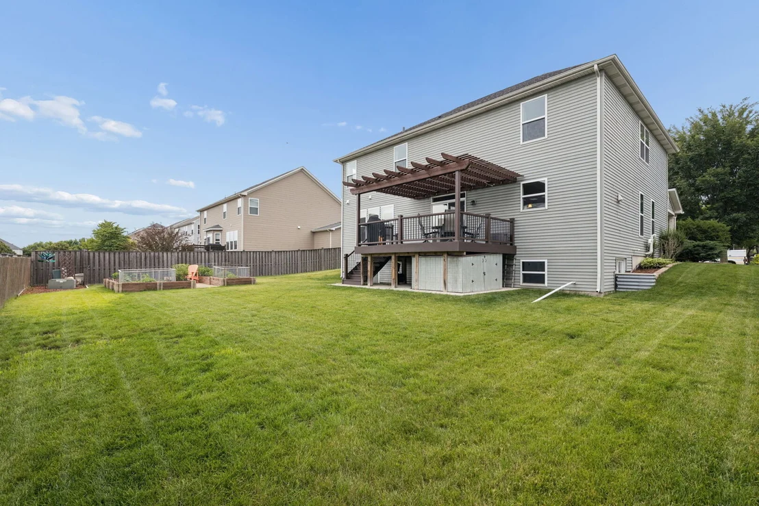 Photo of 903 Foxview Drive