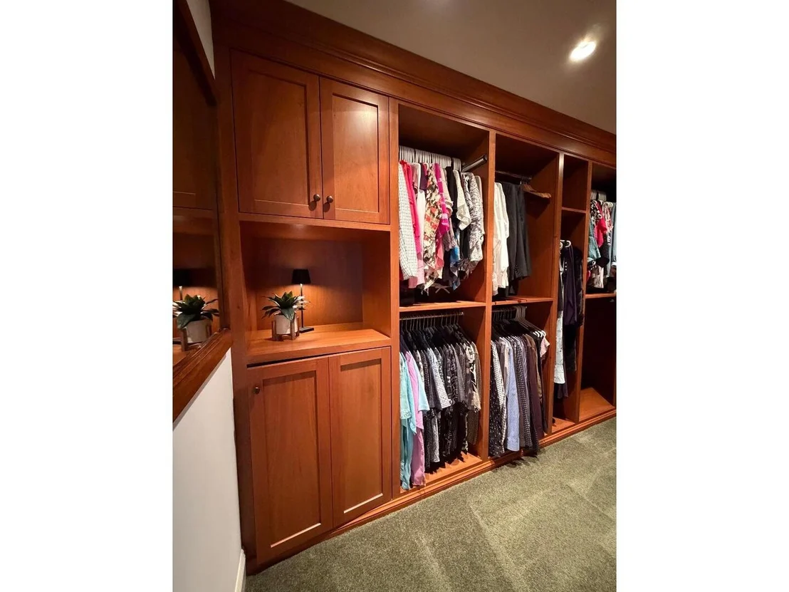 Photo of 2307 Red Oak Lane