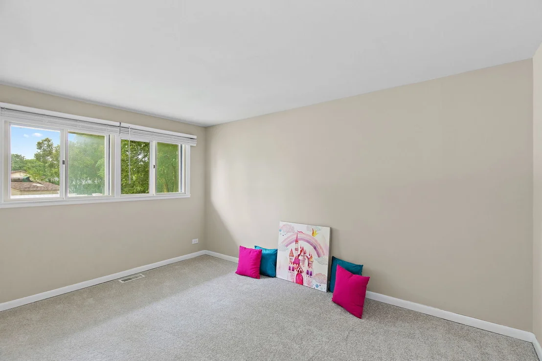 Photo of 321 Desmond Drive