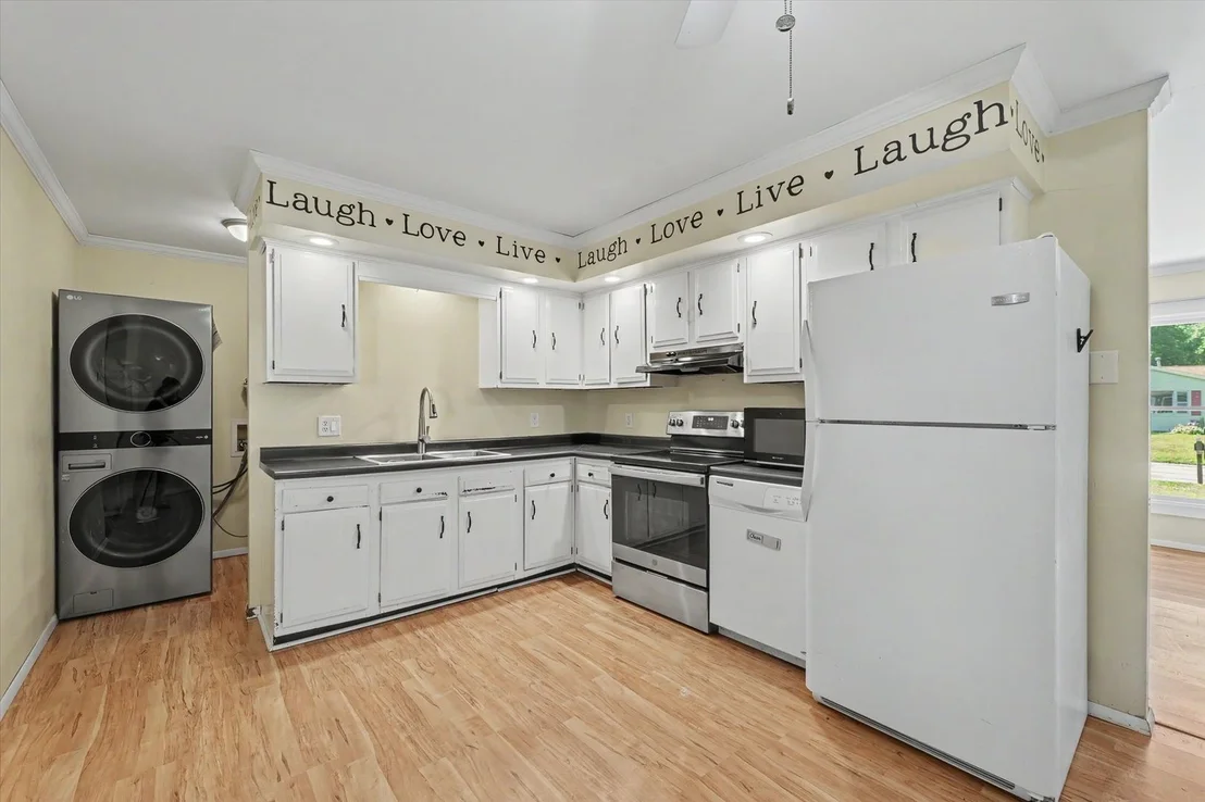 Photo of 406 NORTHGATE Drive