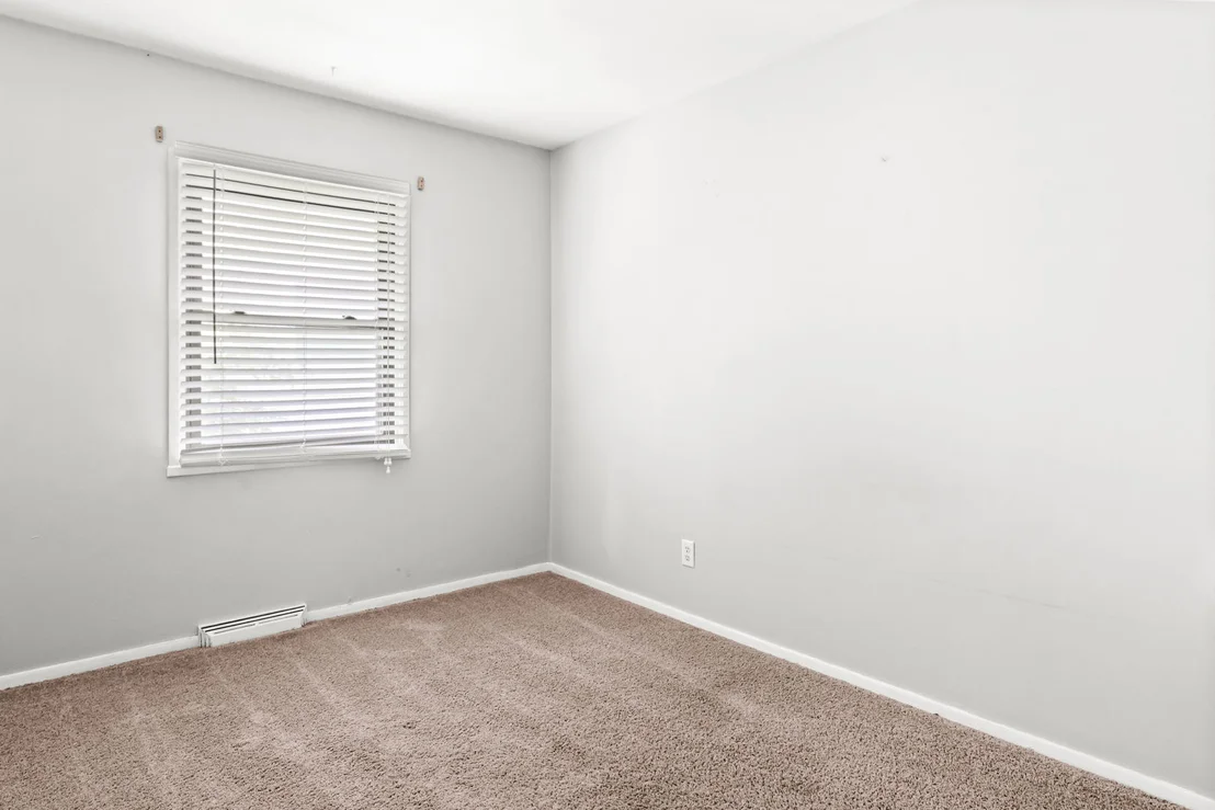 Photo of 816 Mayflower Avenue