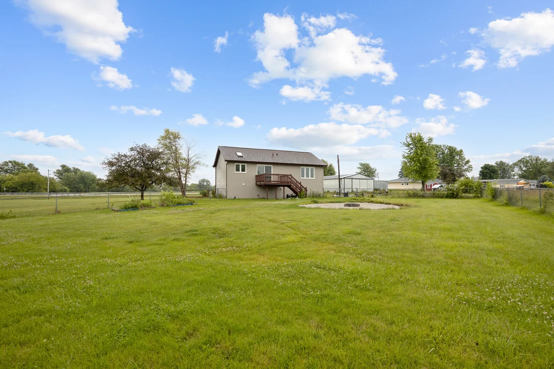 Photo of 3765 N IL State Route 71