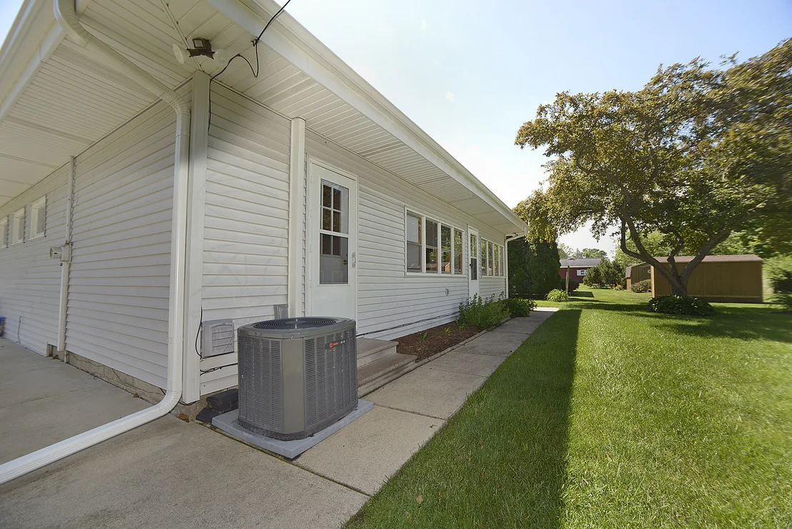Photo of 915 Adams Street