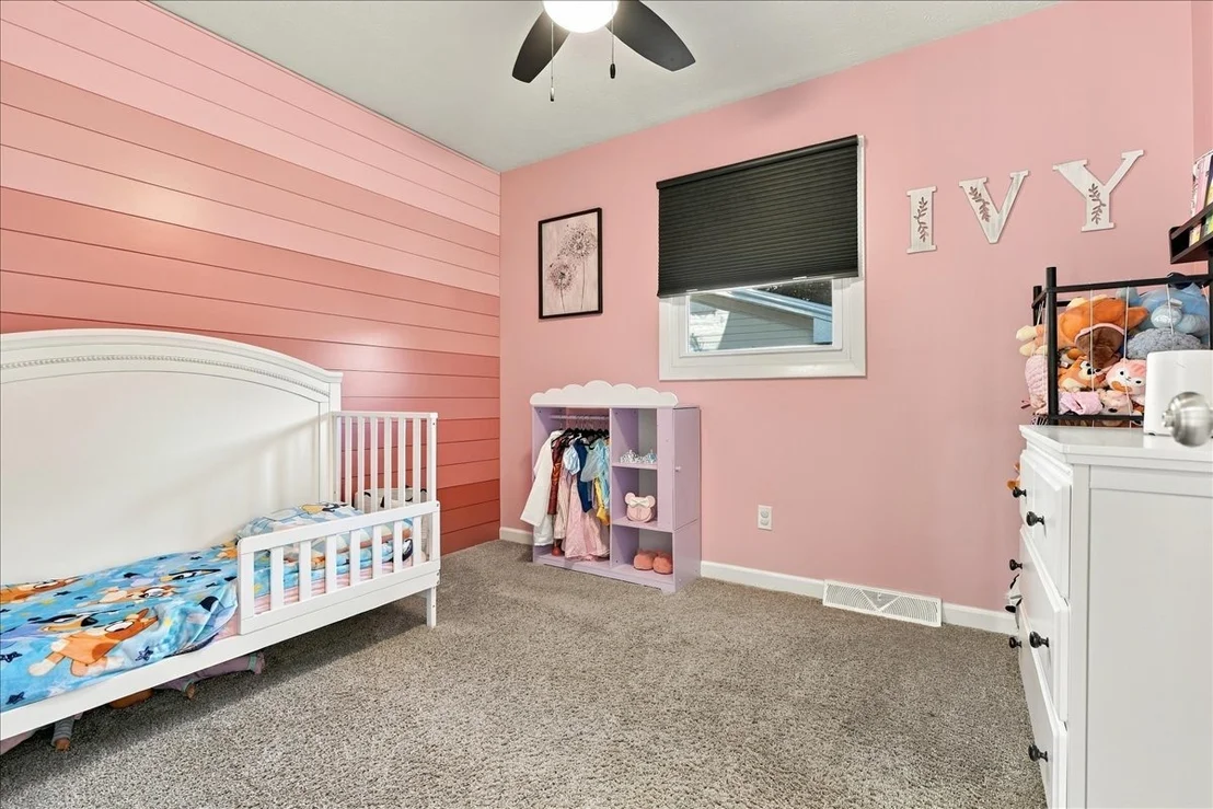 Photo of 1211 Searle Drive