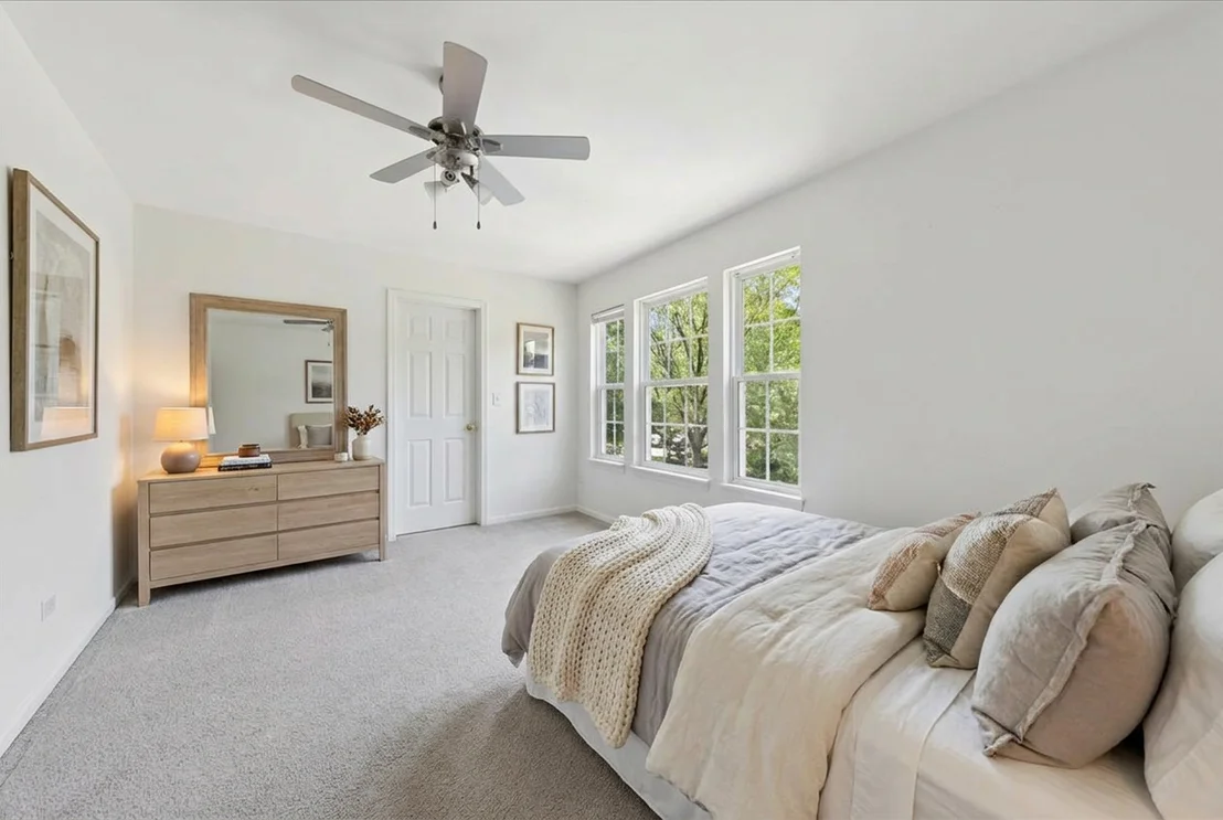 Photo of 1702 Stonegate Drive