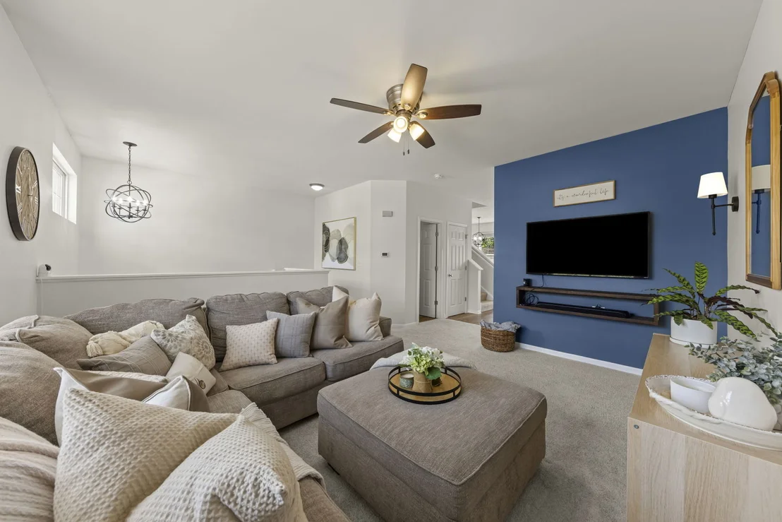 Photo of 274 Comstock Drive