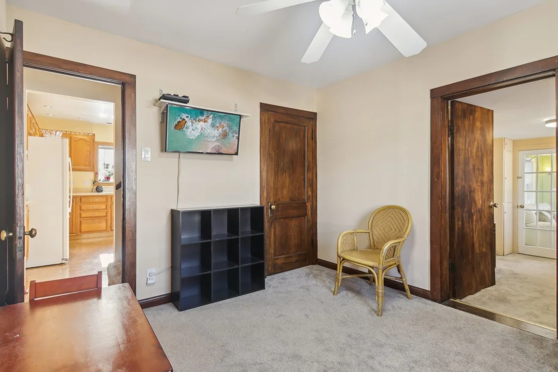 Photo of 6910 Eleanor Place