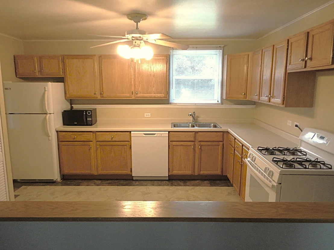 Photo of 6325 Dunham Road