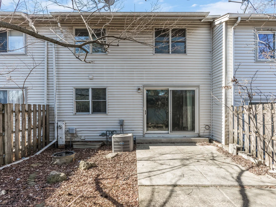 Photo of 555 Monroe Road