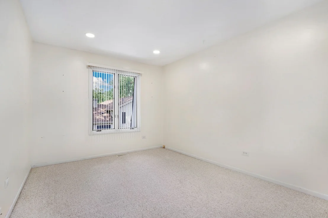 Photo of 415 Sunnybrook Lane