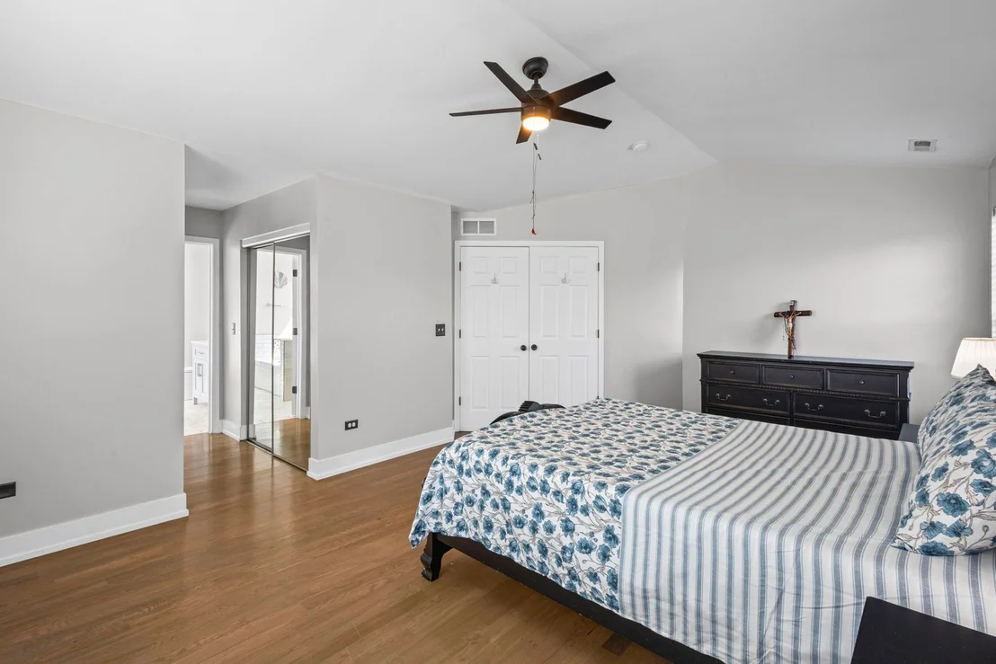 Photo of 431 Cardinal Lane