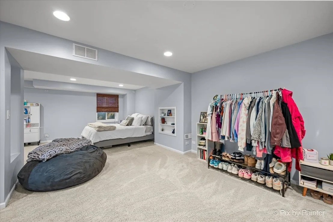 Photo of 361 Oakmont Drive