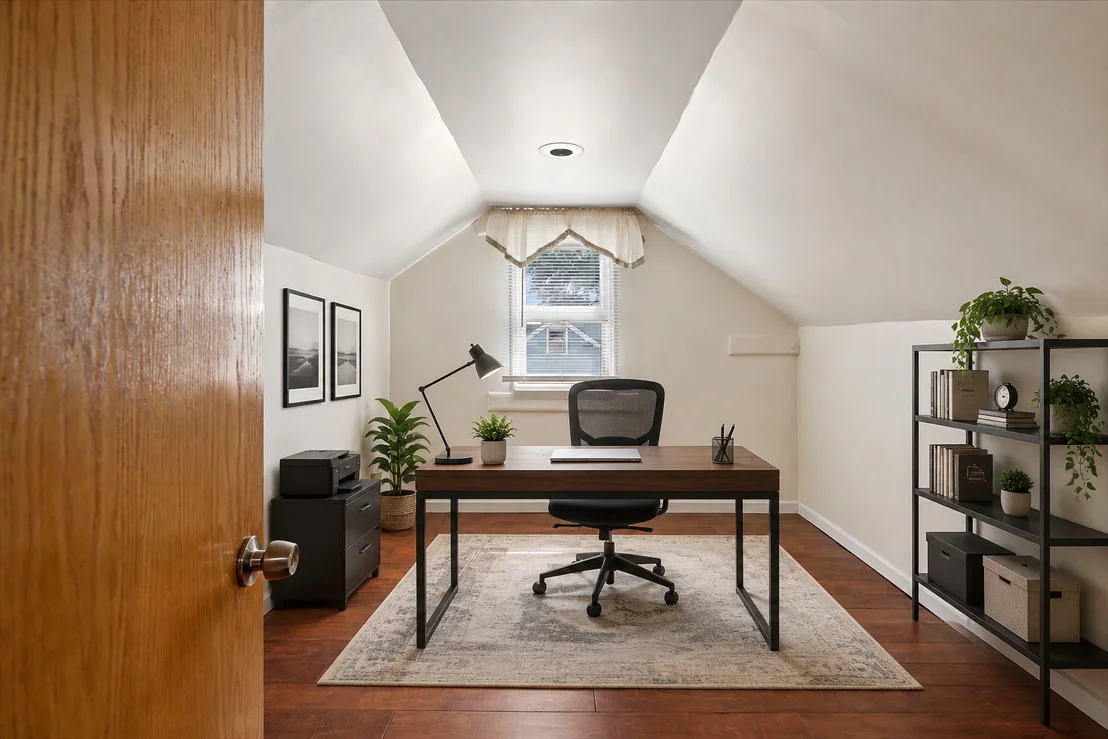 Photo of 99 Fox Lane