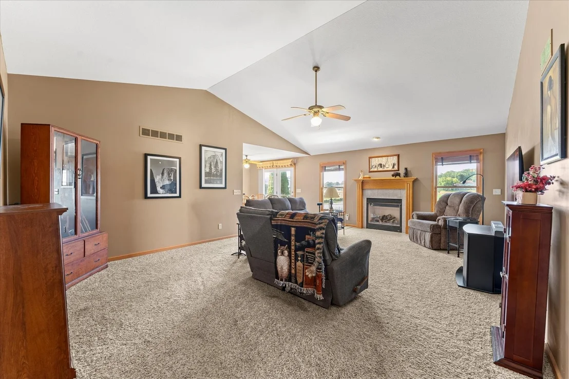Photo of 507 Deerpath Drive