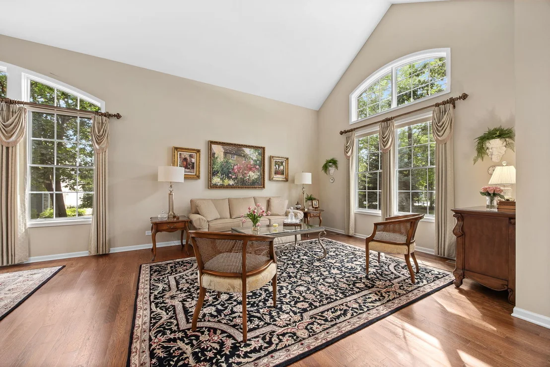 Photo of 1657 Hickory Drive