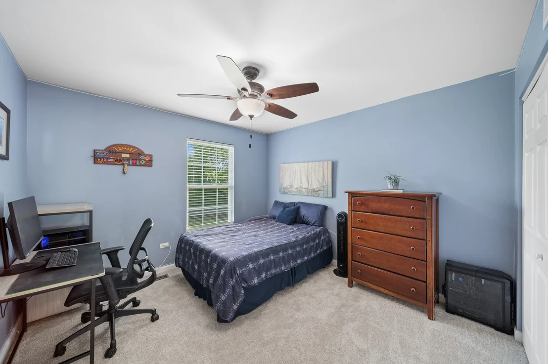 Photo of 567 Lakeview Drive