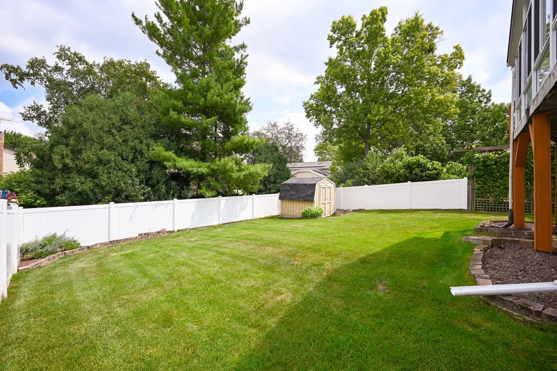 Photo of 1293 Caribou Trail