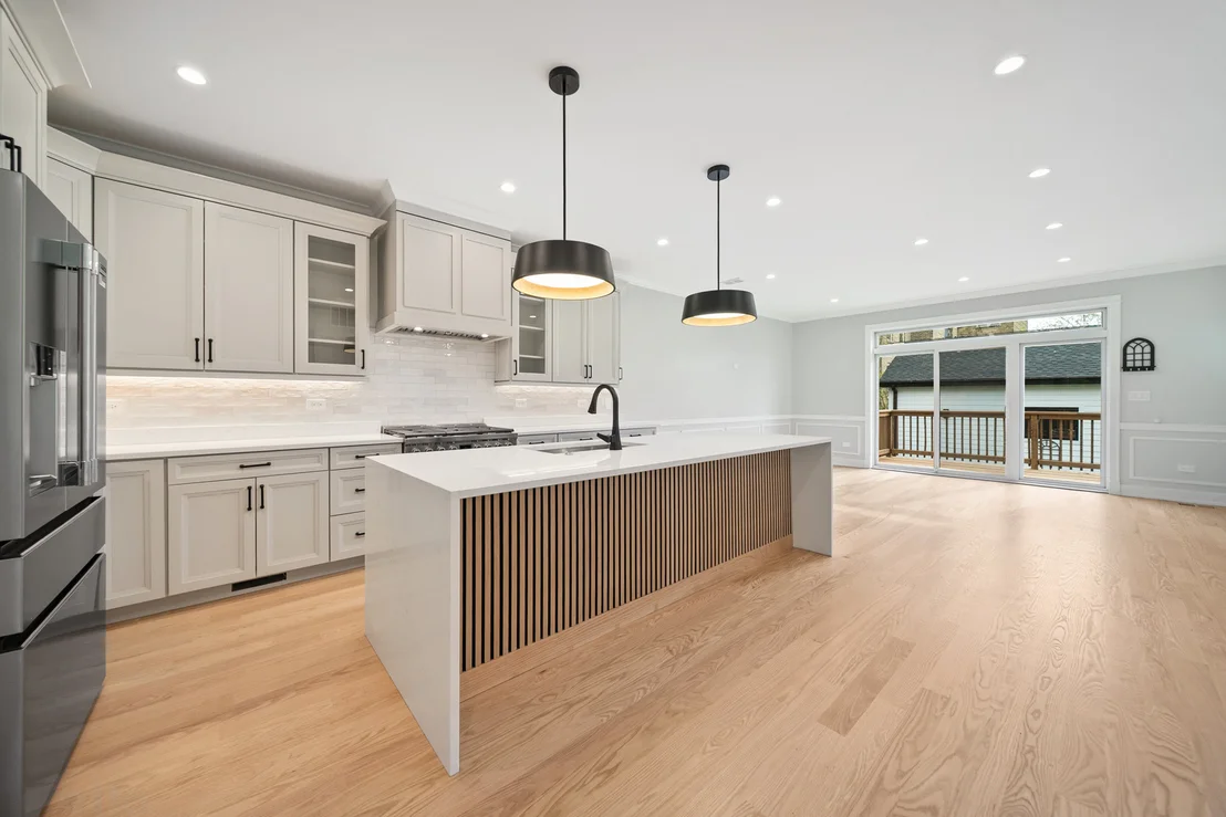Photo of 5347 N Bernard Street