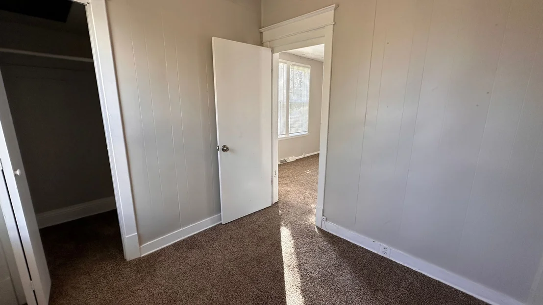 Photo of 3728 Chicago Road