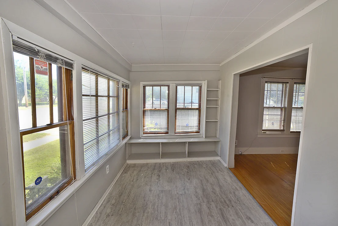 Photo of 1601 W Main Street