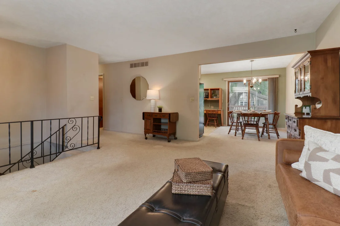 Photo of 109 S Bone Drive