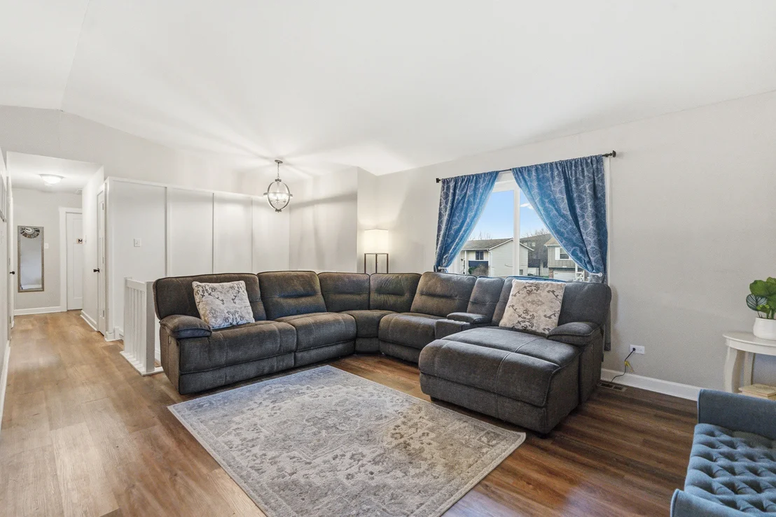 Photo of 7654 W Moorefield Drive