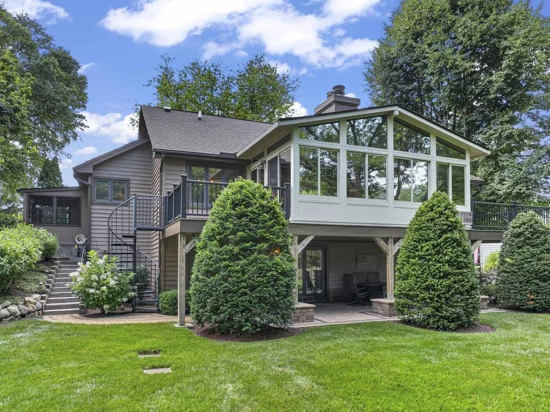 Photo of 3408 James Way
