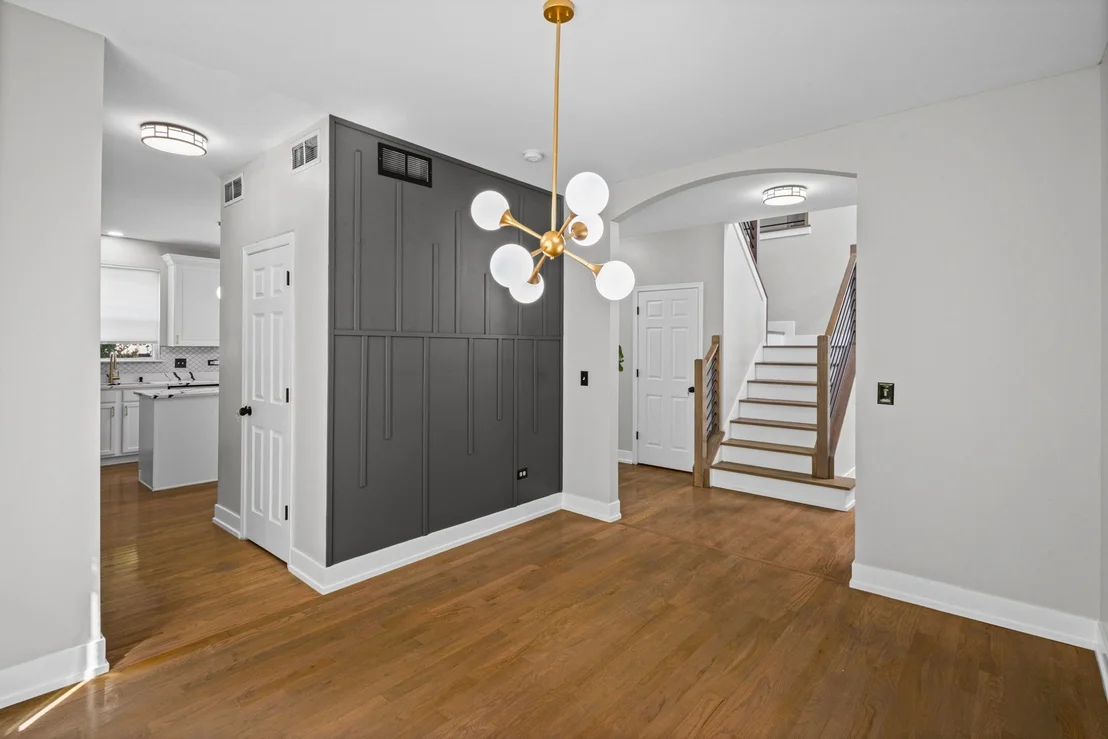 Photo of 431 Cardinal Lane