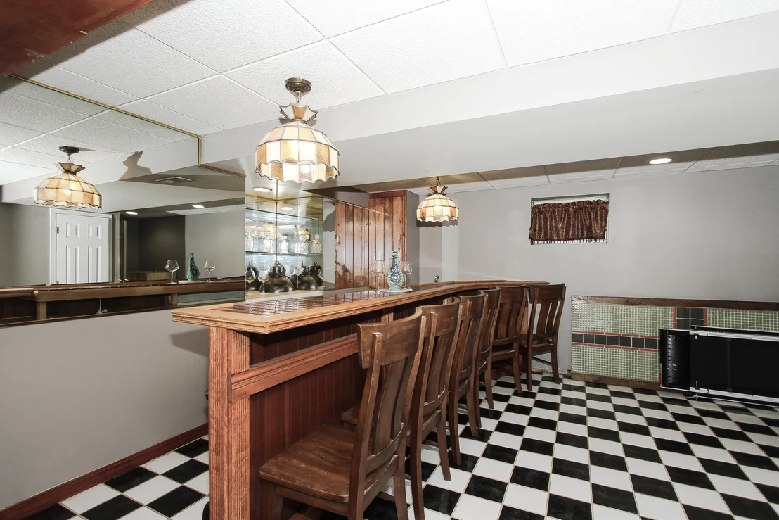 Photo of 465 SPRING RIDGE Drive
