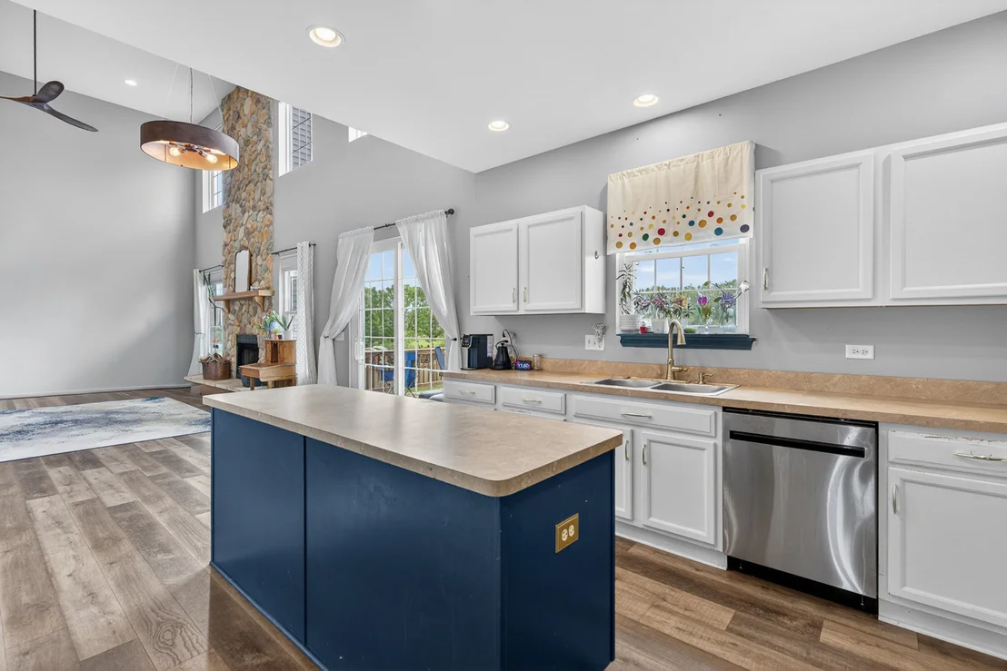 Photo of 1124 Ashlyn Lane