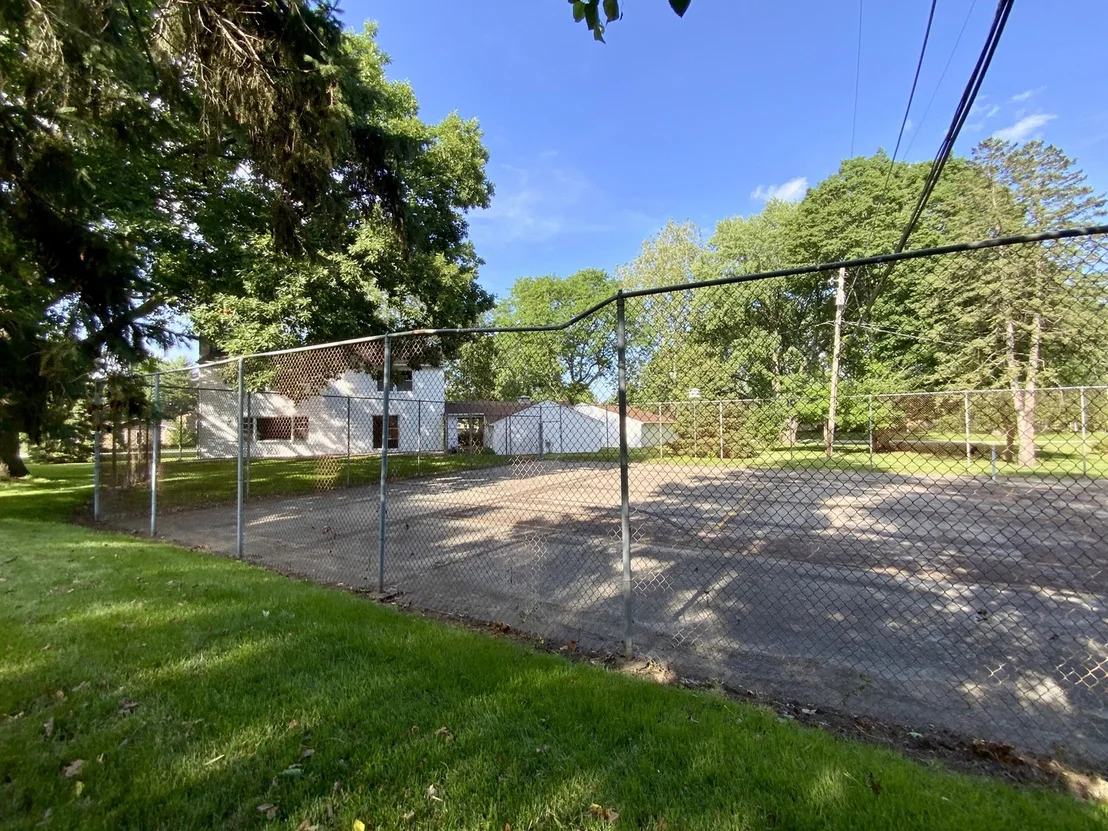 Photo of 809 Mcclaran Avenue