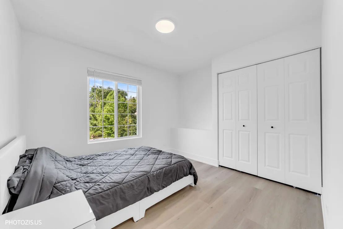 Photo of 235 Aberdeen Drive