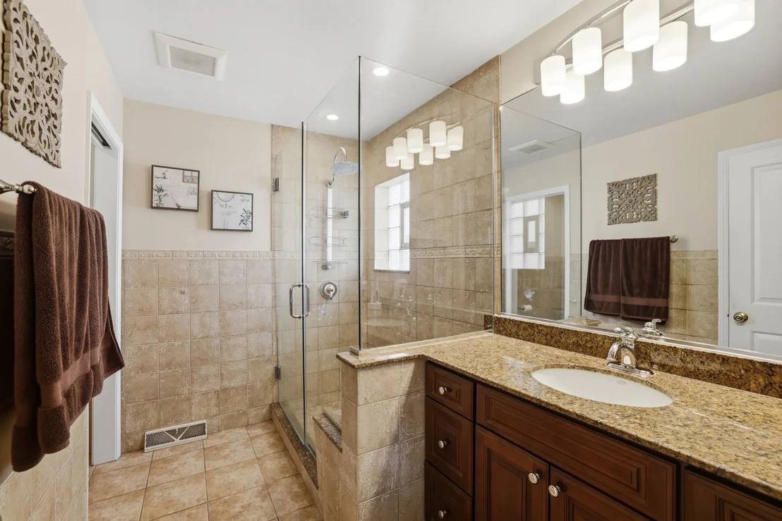 Photo of 759 Yorkshire Lane