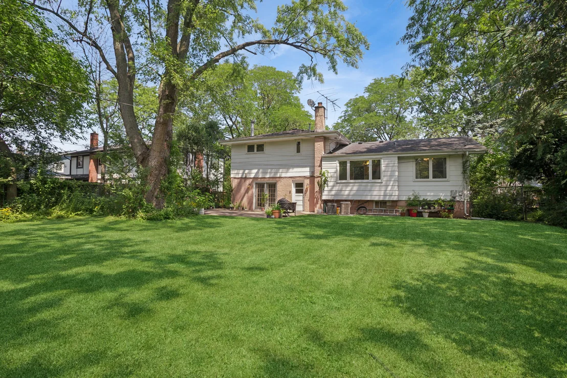 Photo of 1512 Executive Lane