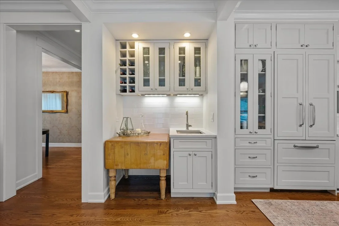 Photo of 1303 Maple Avenue