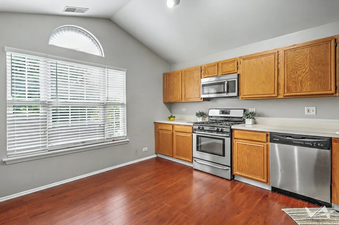 Photo of Unit 2 at 1620 COLUMBIA Circle