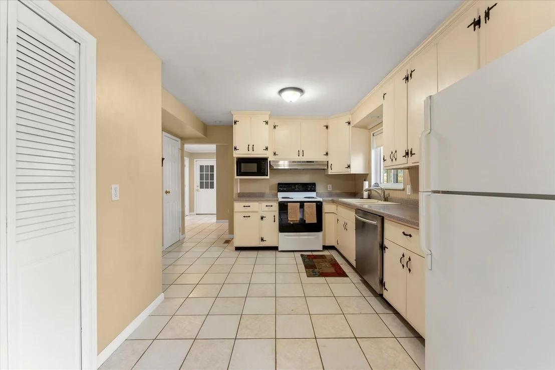 Photo of 2712 Alton Drive