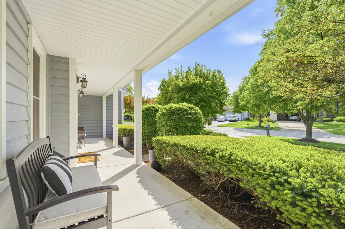 Photo of 1260 CROMWELL Lane