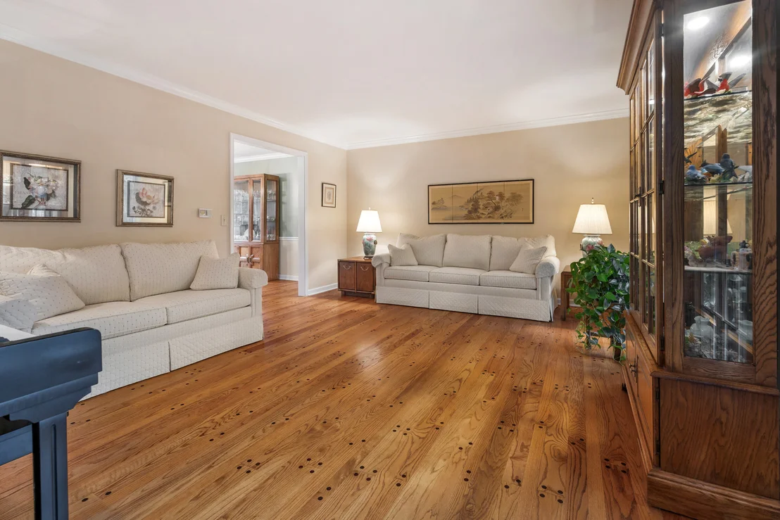 Photo of 1871 Allen Drive