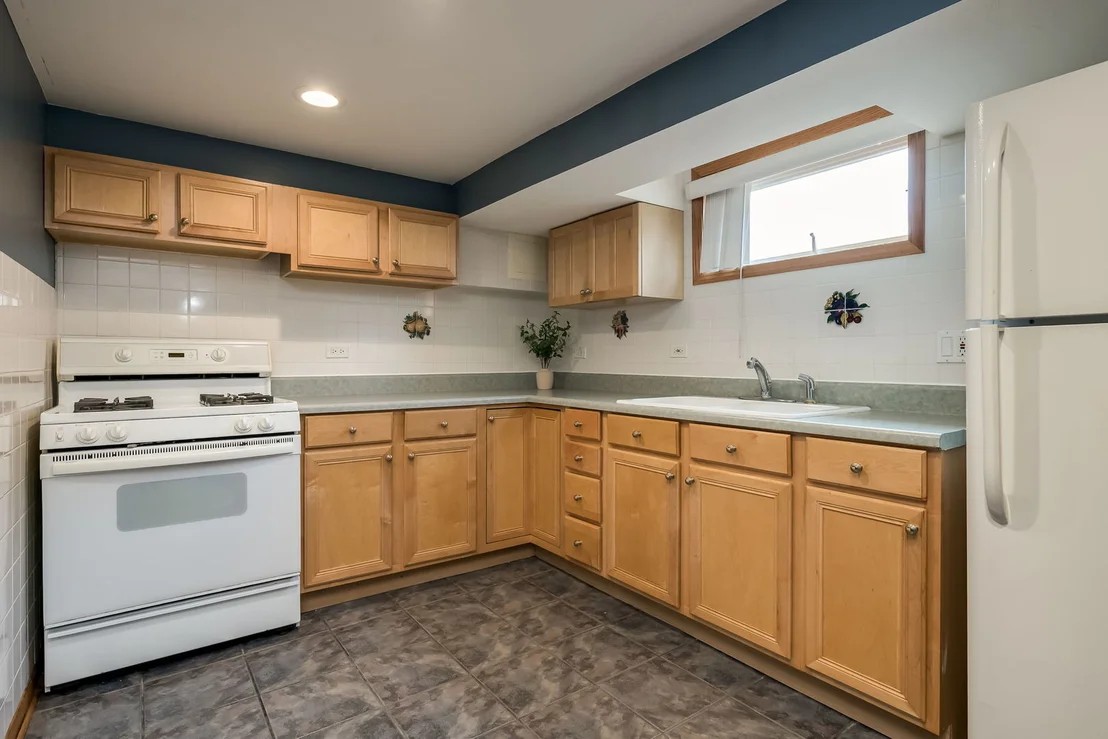 Photo of 6113 W 80th Place