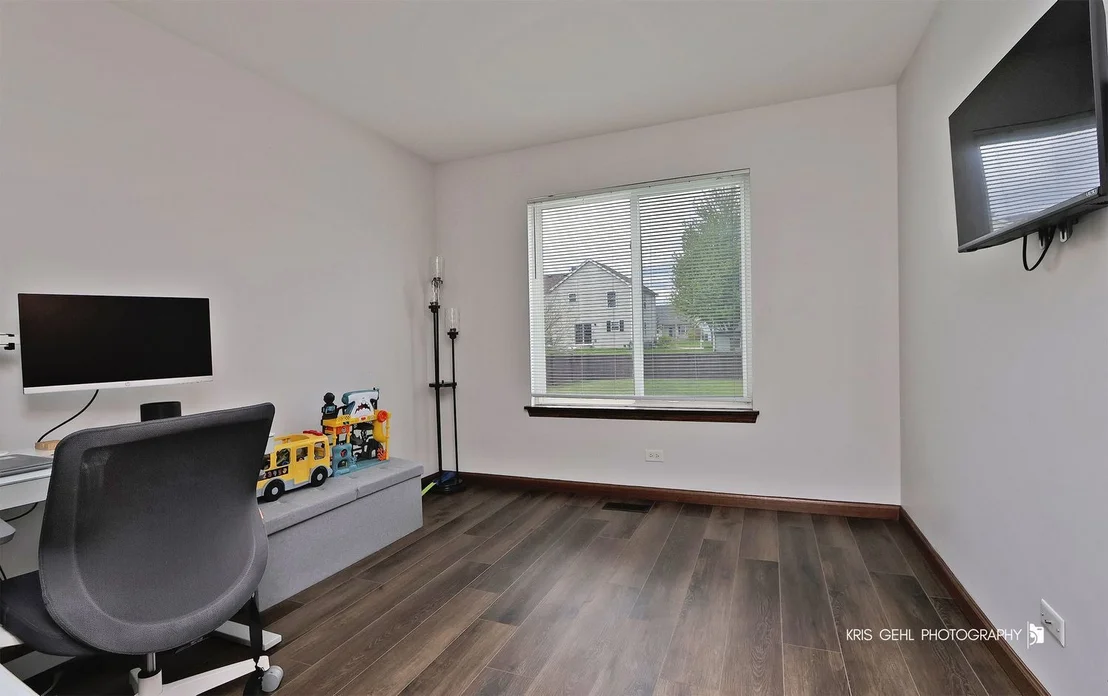 Photo of 992 Mackenzie Drive