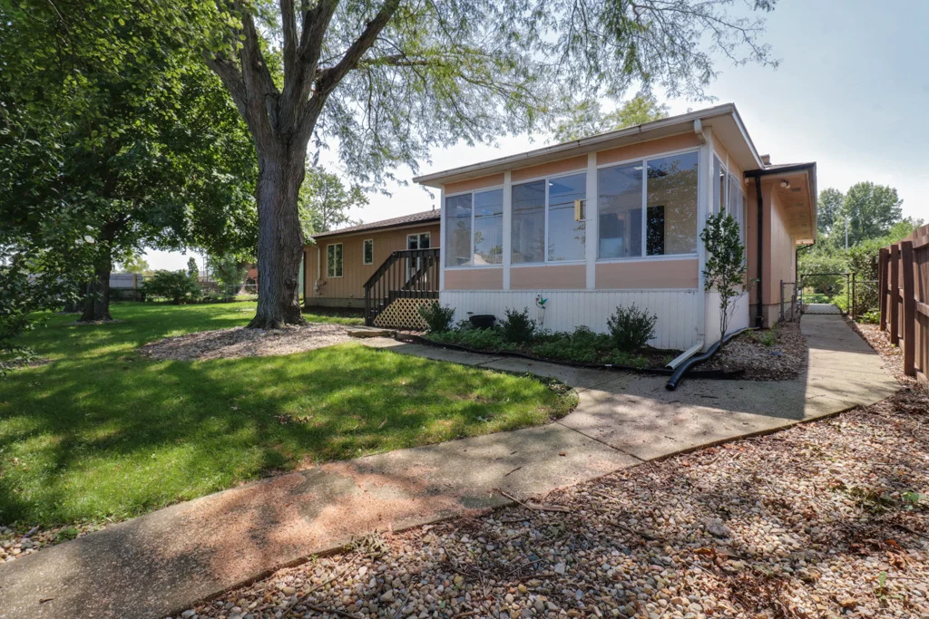 Photo of 1420 Westview Drive