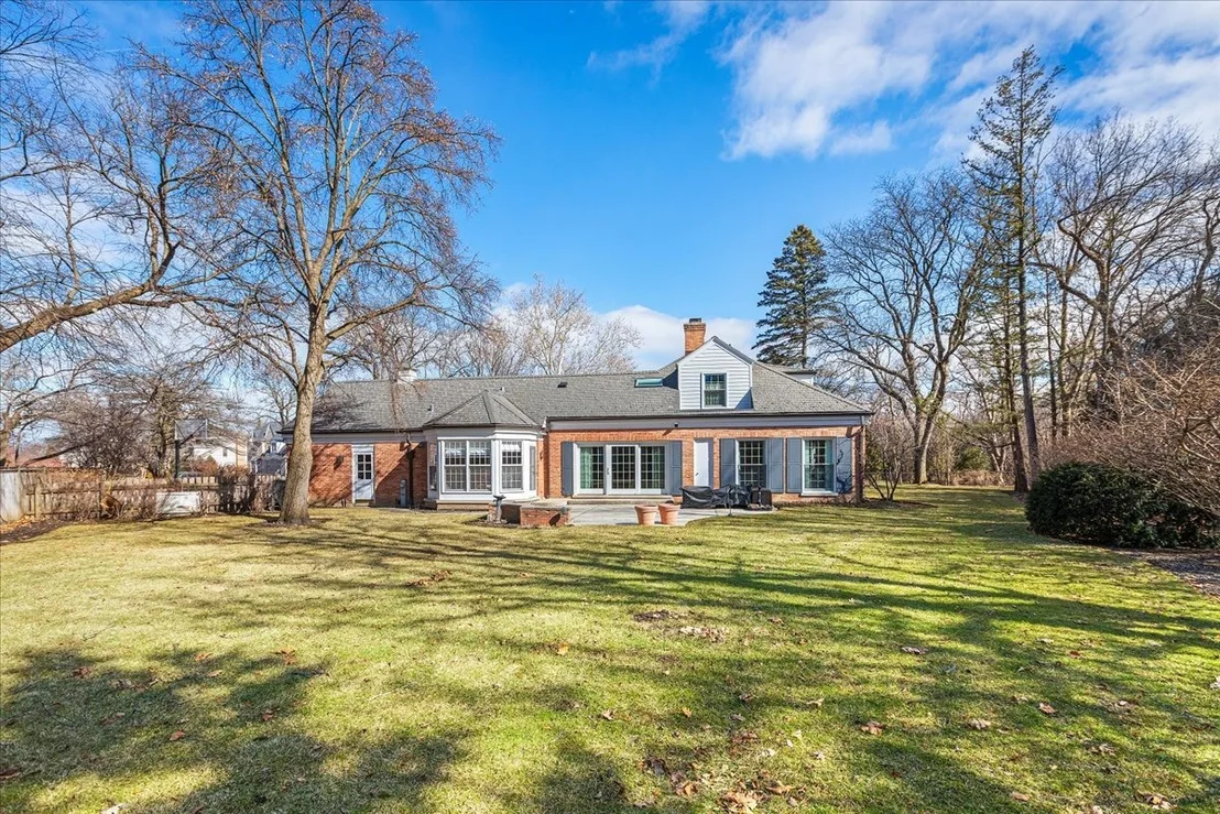 Photo of 1115 Golfview Lane