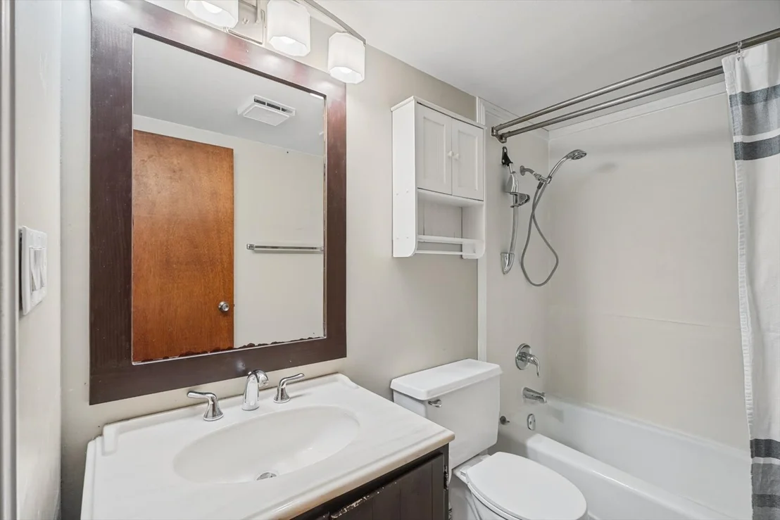 Photo of 814 Pinecrest Drive