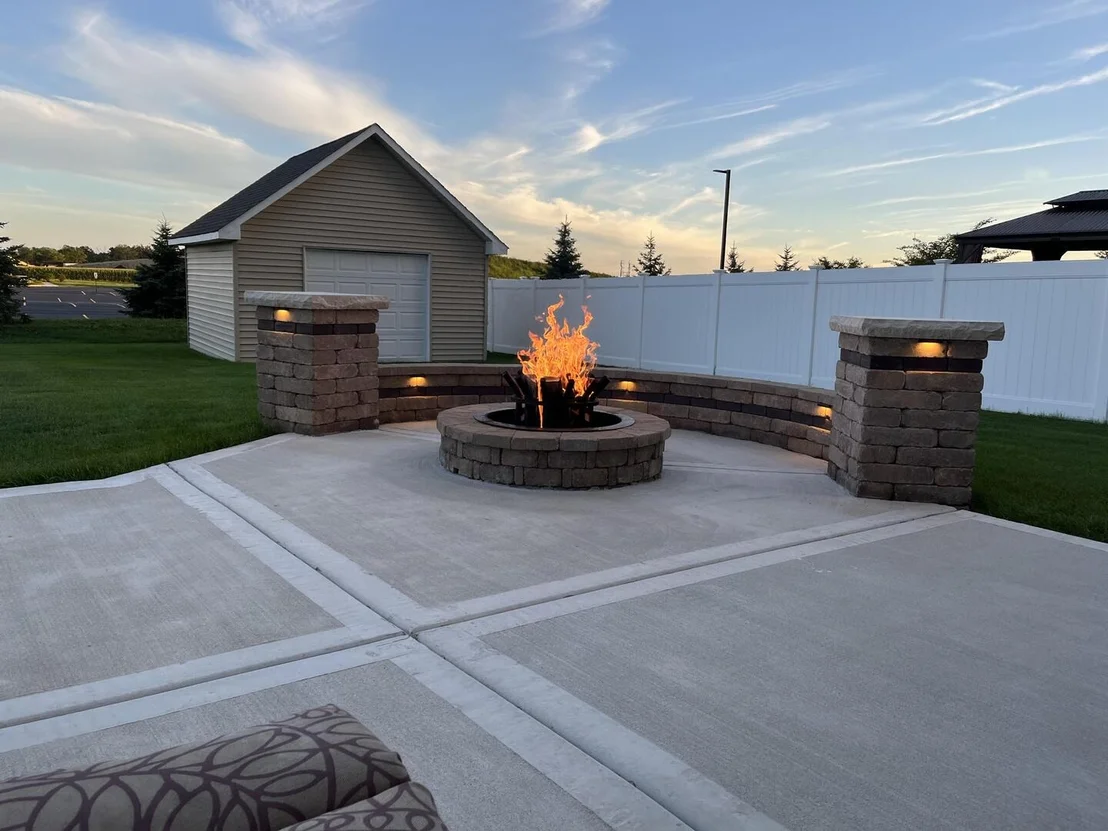 Photo of 412 E Frontier Drive