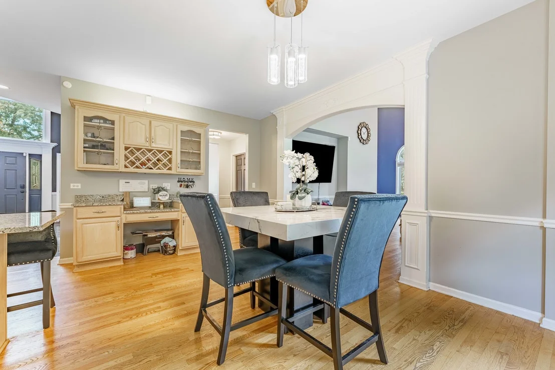 Photo of 926 Edgewood Drive