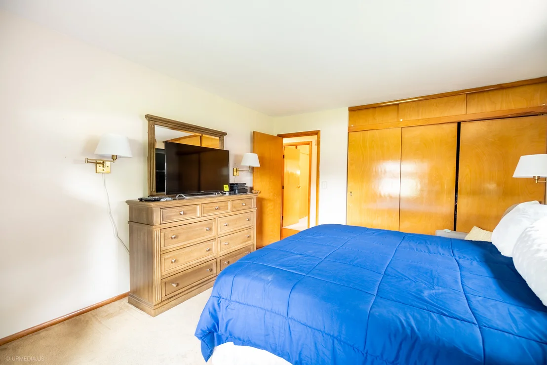 Photo of 835 Scott Drive